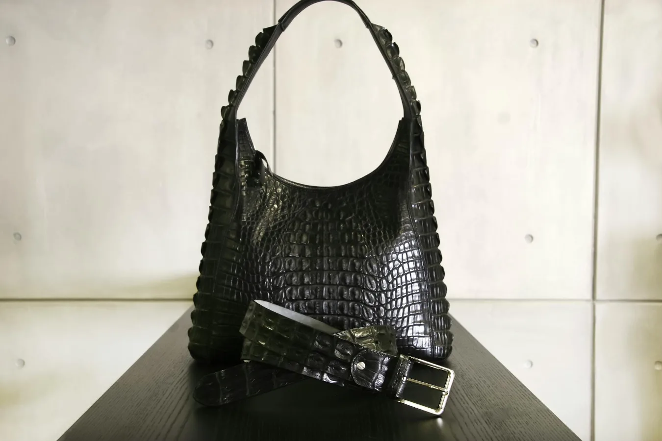 Face Handbag: Crossbody Style and Buying Tips - face handbag Face Handbag: Crossbody Style and Buying Tips - face handbag